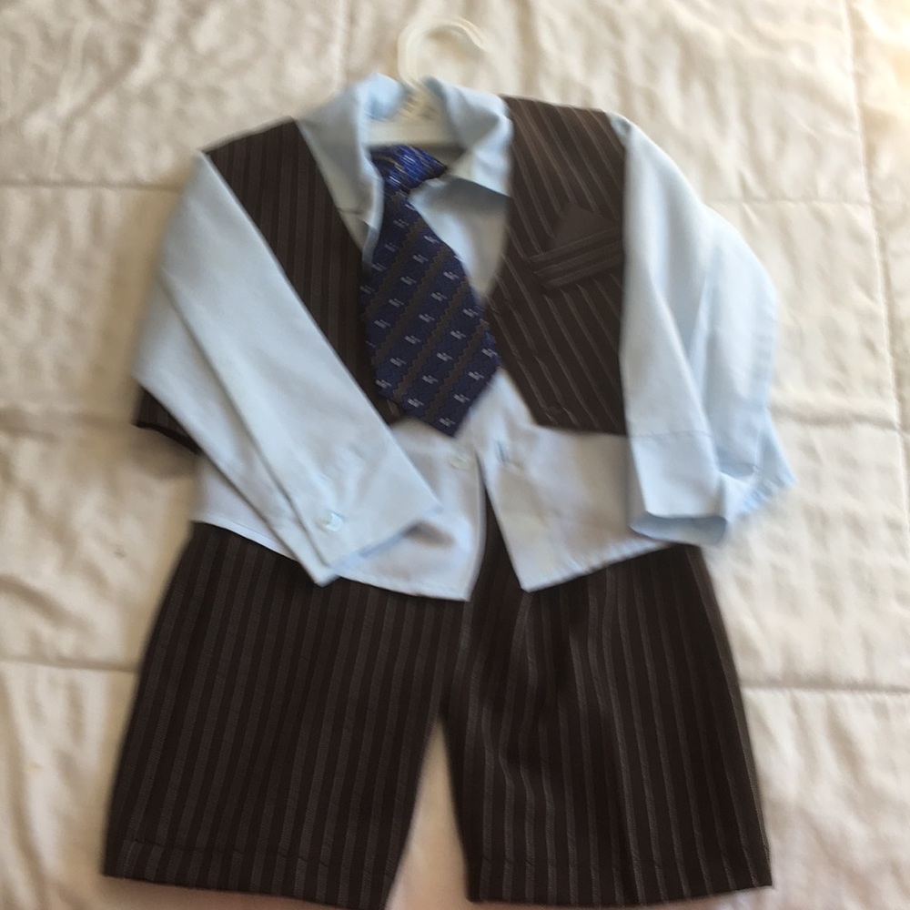 3 piece suit for an infant (6 months)